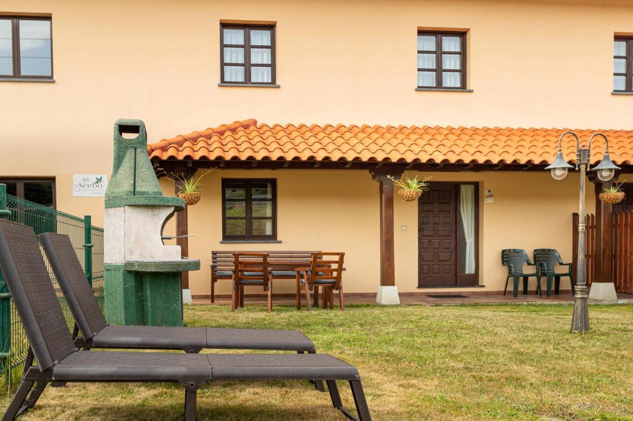Apartamentos El Acebo Navés Zewnętrze zdjęcie