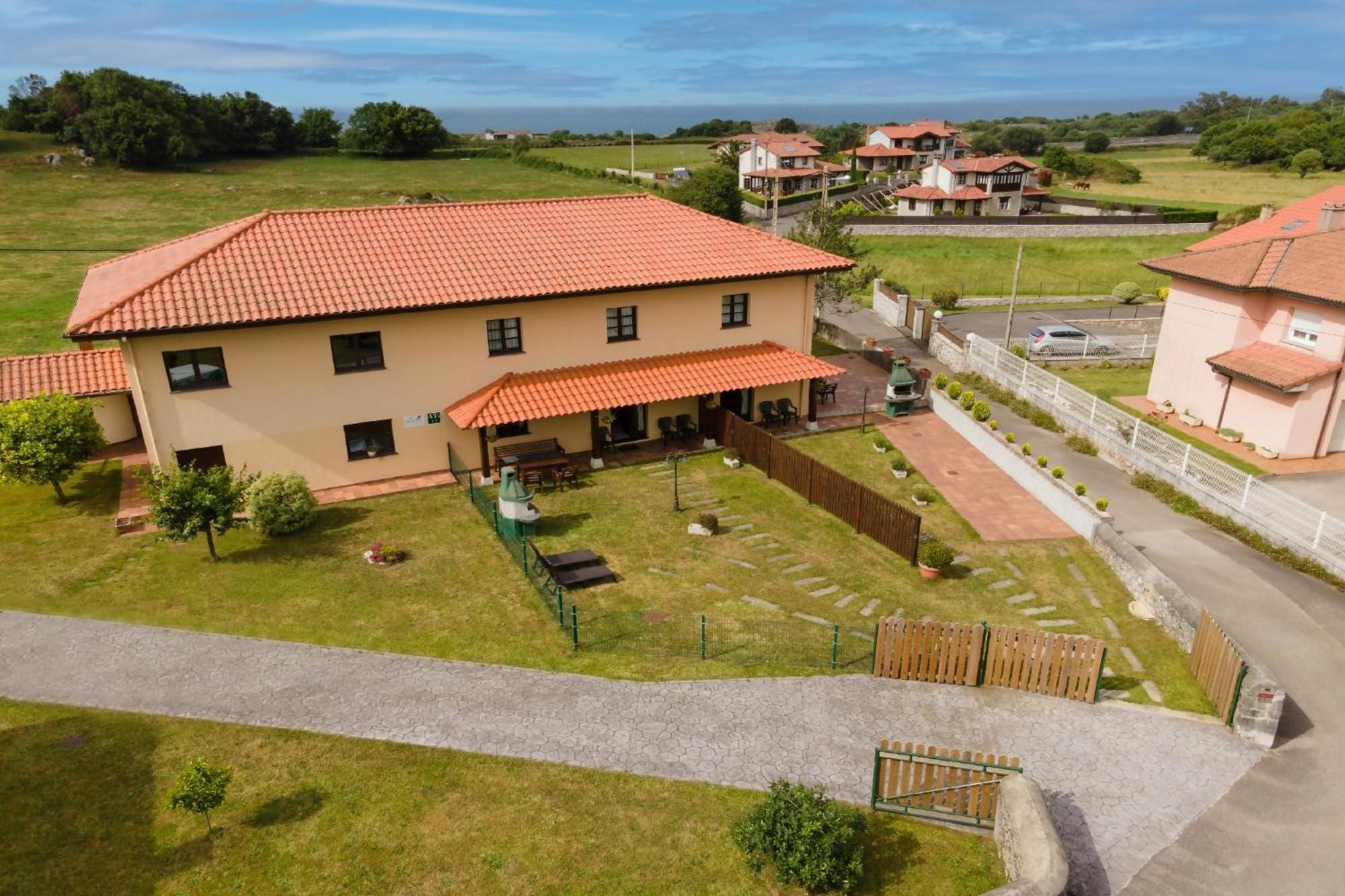 Apartamentos El Acebo Navés Zewnętrze zdjęcie